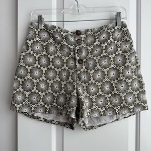 Waverly Grey Olive & White Eyelet Floral Shorts | Size 4 | Made in USA